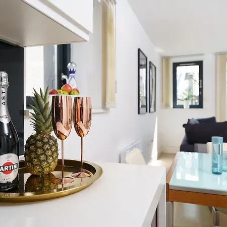 Trafalgar Sq 1 Bedr, 3 Beds Sleeps 6 London Exterior photo