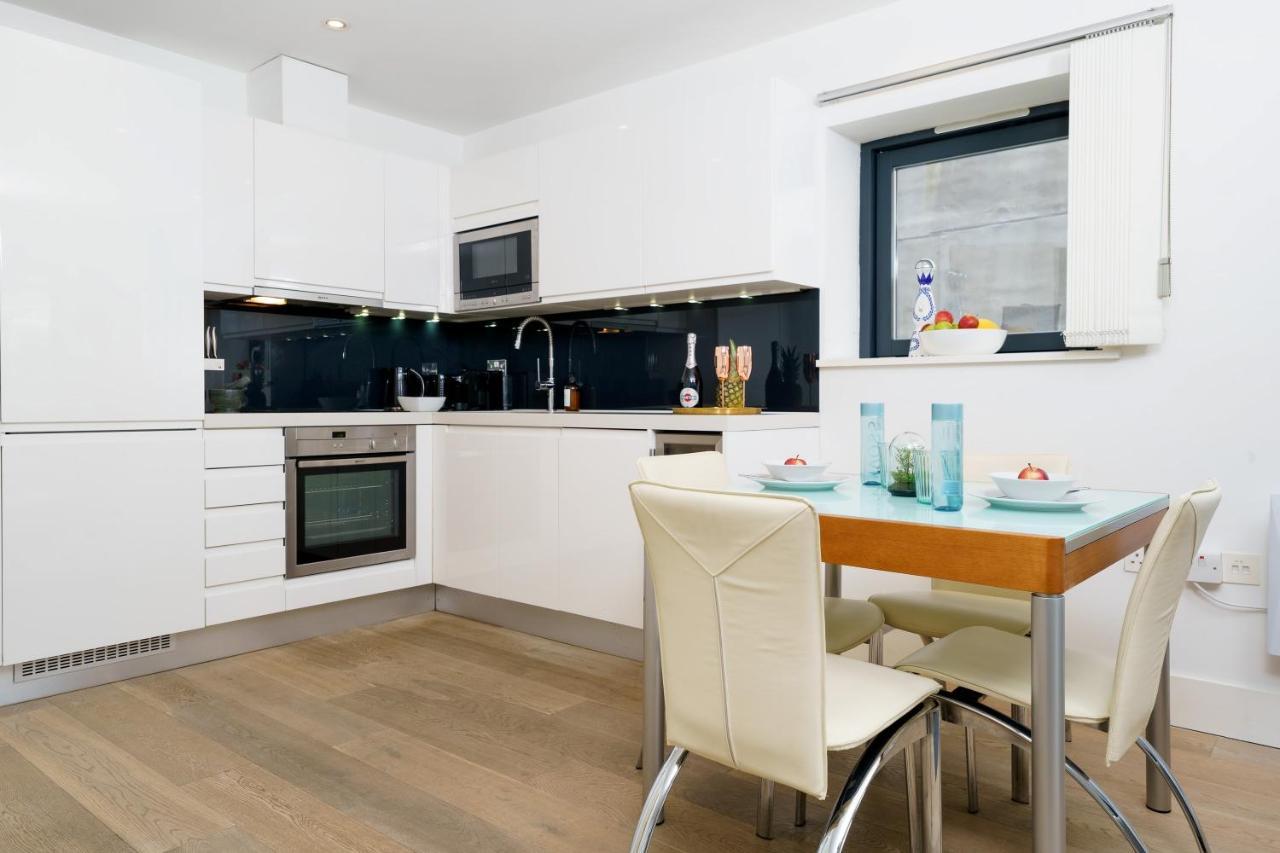 Апартаменты Trafalgar Sq 1 Bedr, 3 Beds Sleeps 6 *