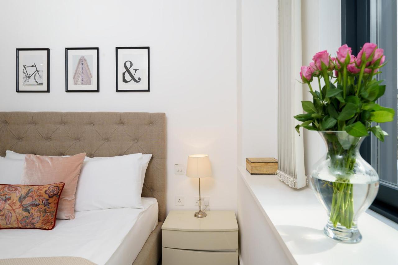 Trafalgar Sq 1 Bedr, 3 Beds Sleeps 6 Лондон